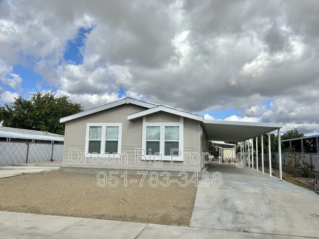 Foto del edificio - 1062 Camino del Rancho