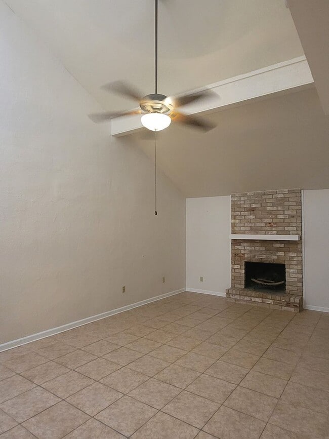 Building Photo - 7523 Beaudelaire Cir