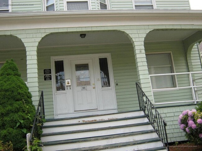 Building Photo - 16 Tappan Ave