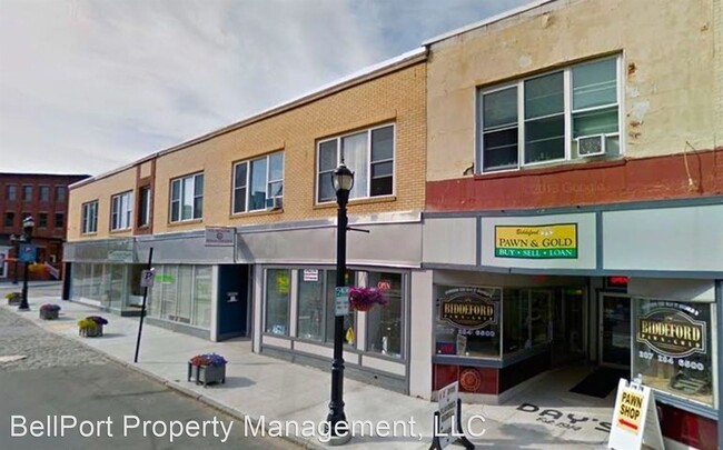 Building Photo - 156-160 Main St