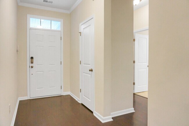 Building Photo - Remarkable 3 BR/ 2 BA Home With Solar Panels