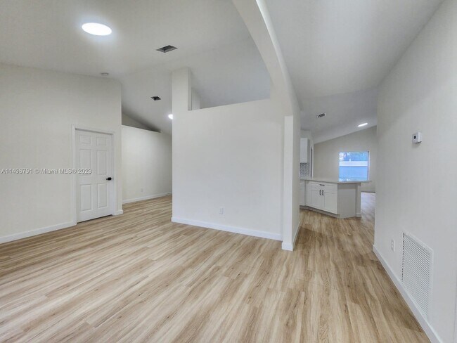 Foto del edificio - 5532 NW Cordrey St