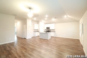 Building Photo - 6810 Diamond Vly