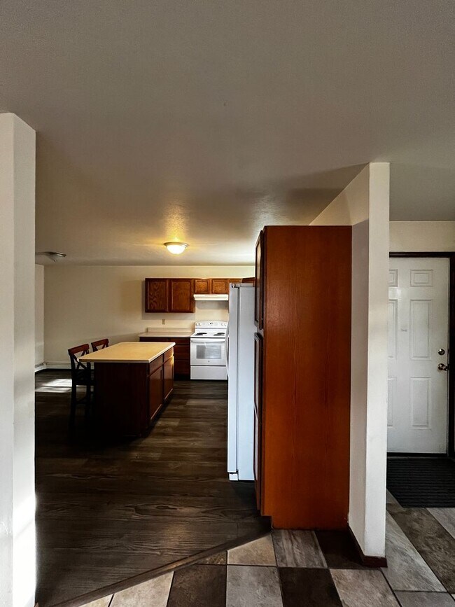 Foto del edificio - 94 N Grogan St