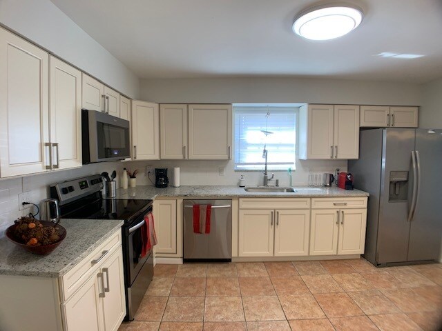 Foto del edificio - 3010 Townsend Blvd