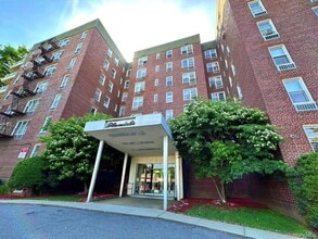 Building Photo - 125 Bronx River Rd