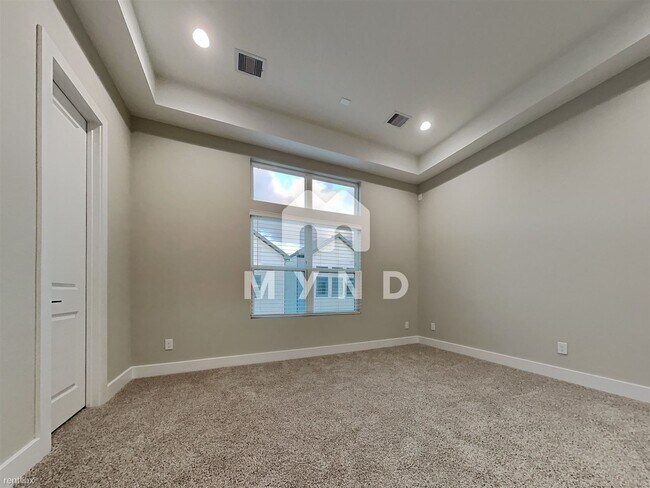 Building Photo - 3 br, 2.5 bath House - 2915 Sherwood Green Ln