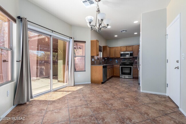 Foto del edificio - 1599 W Homecoming Way
