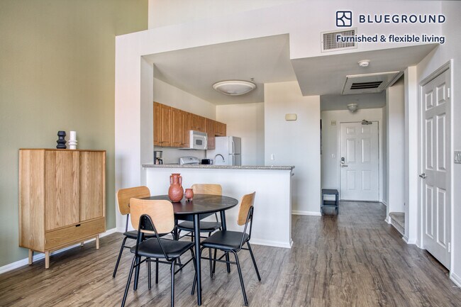 Foto del edificio - 3221 Carter Ave