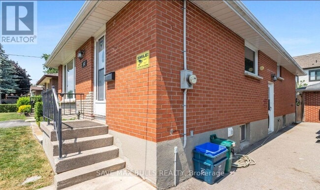 Photo du bâtiment - 768 Olive Ave