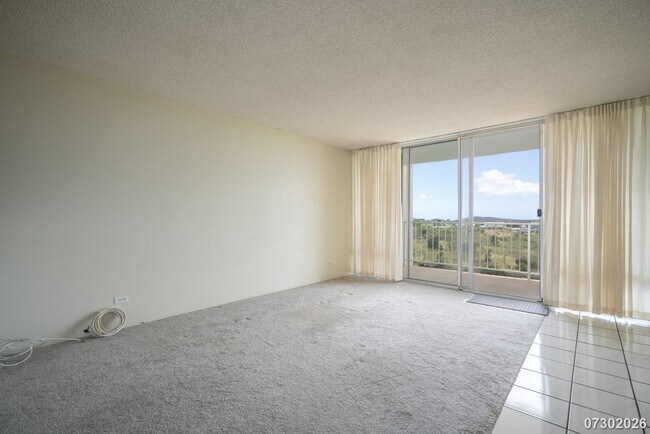 Foto del edificio - $3,000 / 2 Bed / 2 Bath / 2 Parking – Colonnade on The Green
