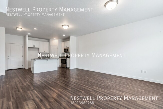 Foto del edificio - 3 bed Bluffdale Townhome
