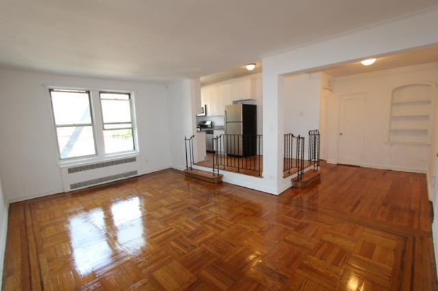 Foto principal - 1 bedroom in Rego Park NY 11374