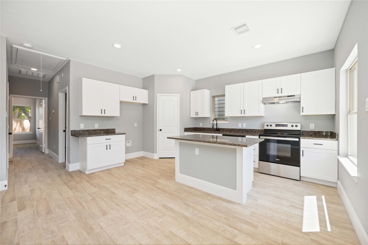 Foto del edificio - 4651 Mallow St