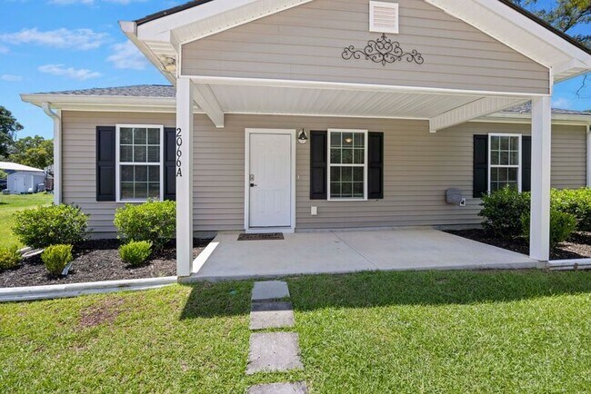 Foto del edificio - 2066 Central Ave