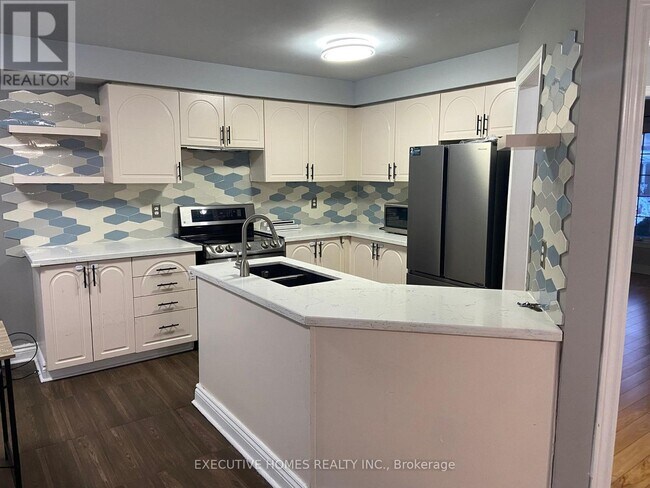 Building Photo - 964 Fielder Dr