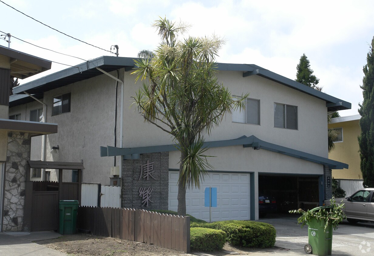 Building Photo - 210-216 Rondale Ct