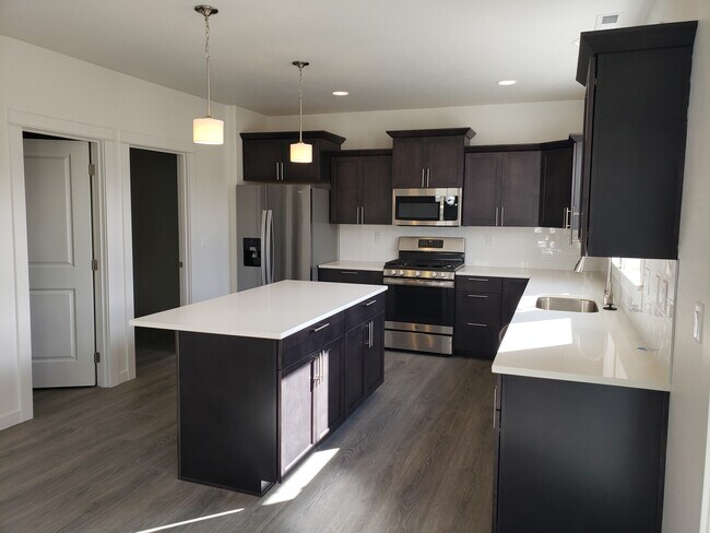 Foto del edificio - 124 Willow Springs Dr