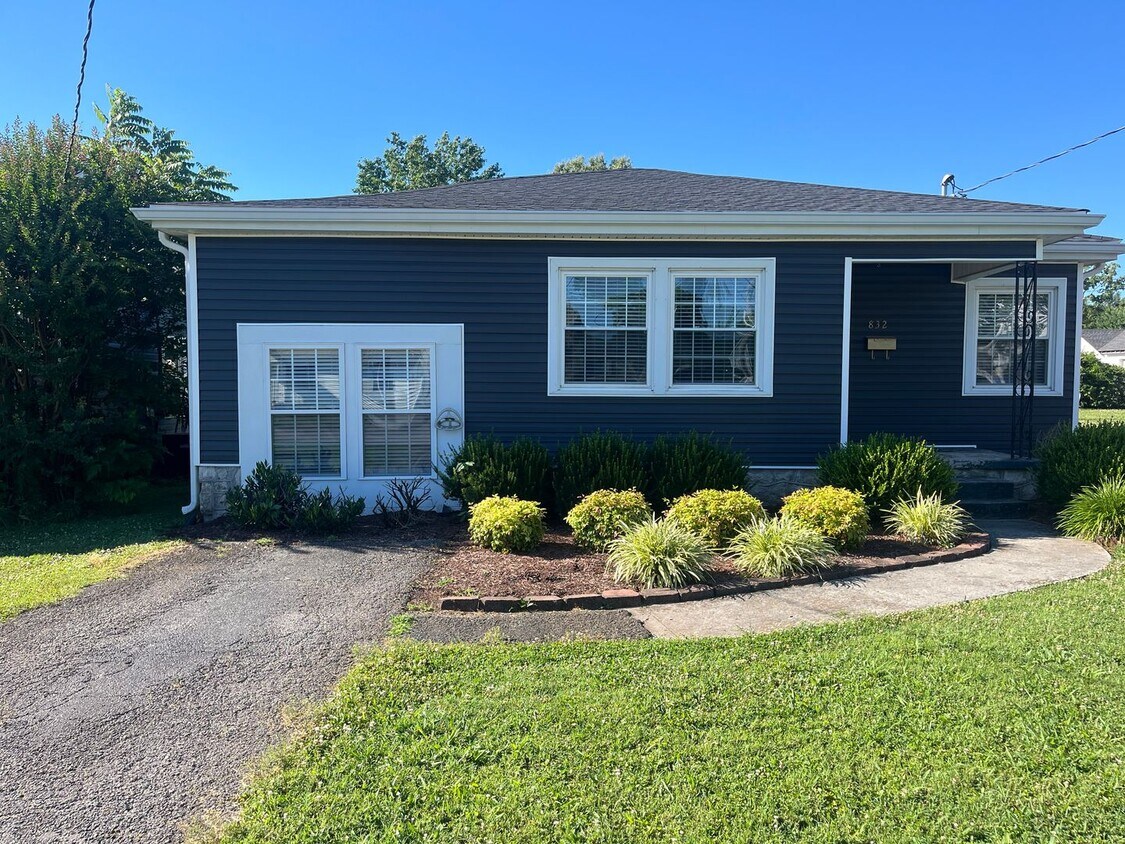 Foto principal - 3 Bedroom Home in Potter Gray School District