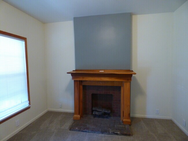 Foto del edificio - Merion Village 2 BR