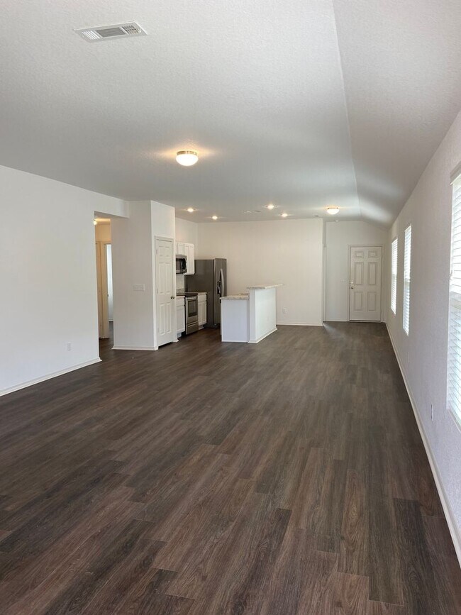 Foto del edificio - Now Preleasing: Modern 3 Bedroom Home in Faulkner Crossing