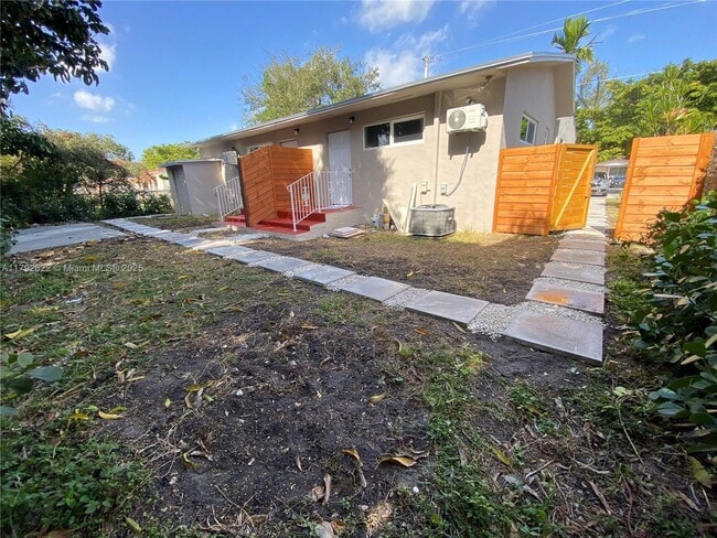 Foto del edificio - 1170 NW 58th St