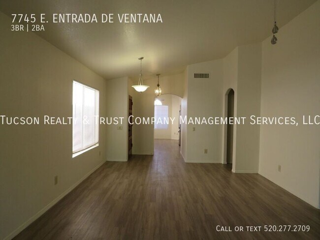 Building Photo - 7745 E Entrada De Ventana