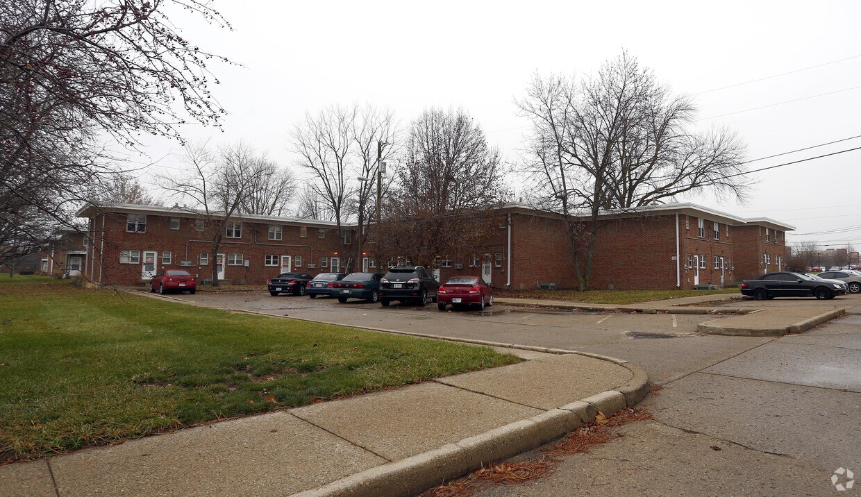 Building Photo - 3701 Shelby St