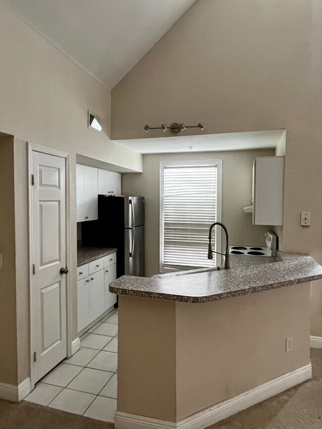 Kitchen - 6408 Raleigh St Apartment