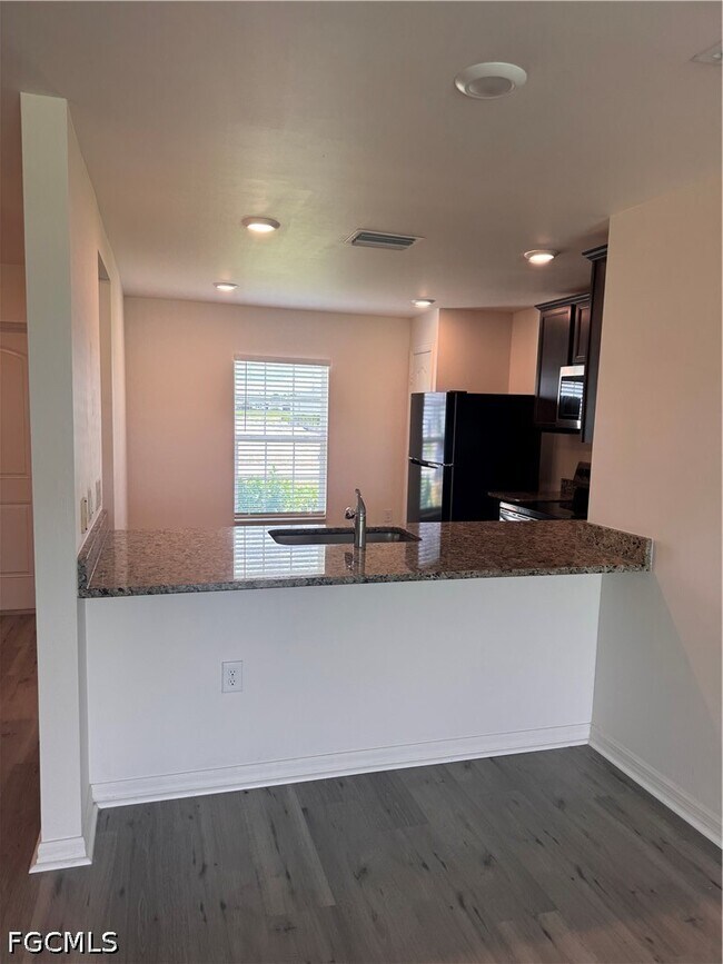 Foto del edificio - 1232 NW 15th Pl