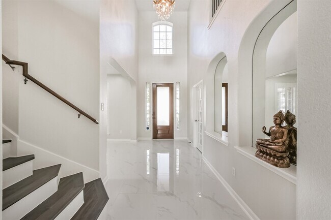 Building Photo - 2315 Bending Spring Dr