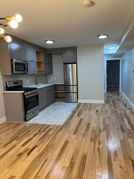 Foto del edificio - 12 Ivy Pl