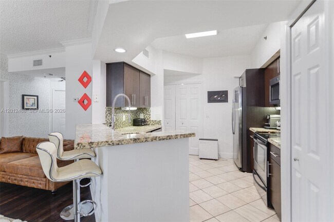 Foto del edificio - 3245 NE 184th St
