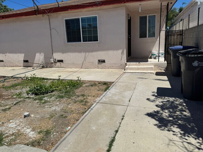 Foto del edificio - 539-541 E 220th Street