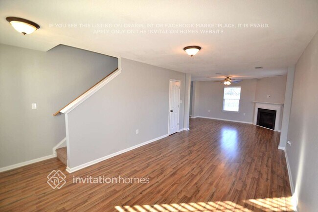Foto del edificio - 4267 Tucker Chase Drive
