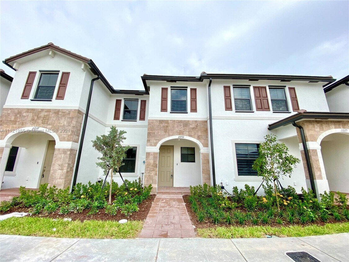 11233 W 34th Wy., Hialeah, FL 33018 House for Rent in Hialeah, FL