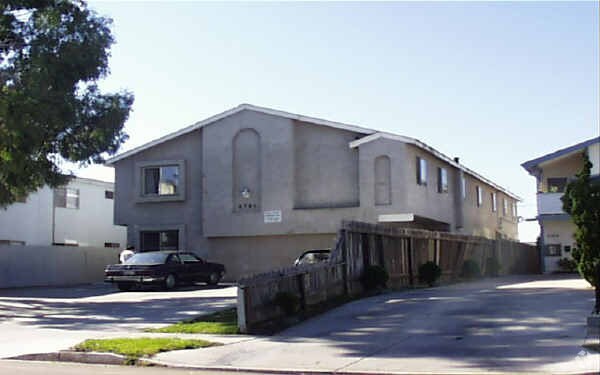 Building Photo - 4760 32nd St