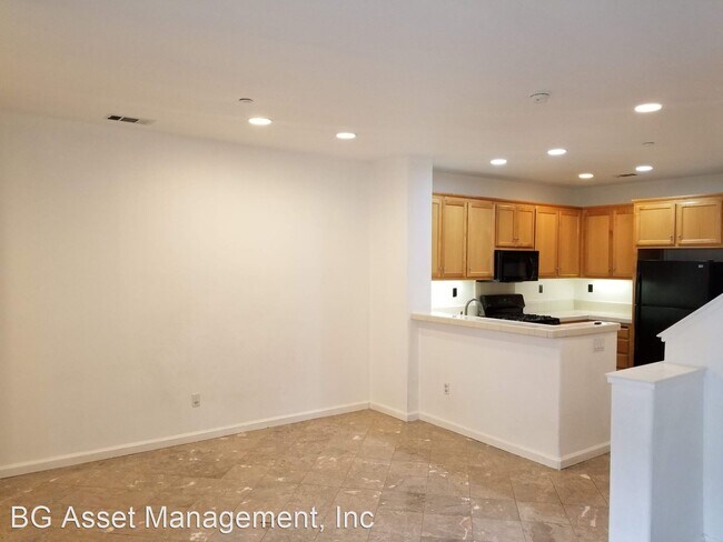 Foto del edificio - 2 br, 3 bath House - 115 Carmel Street