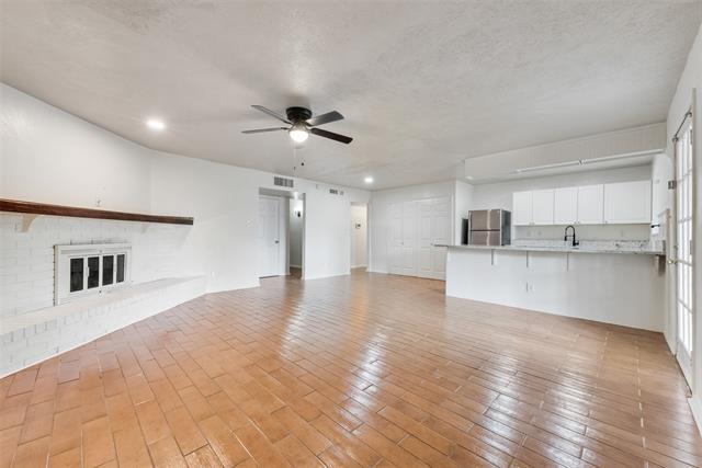 Foto del edificio - 515 Forestwood Dr
