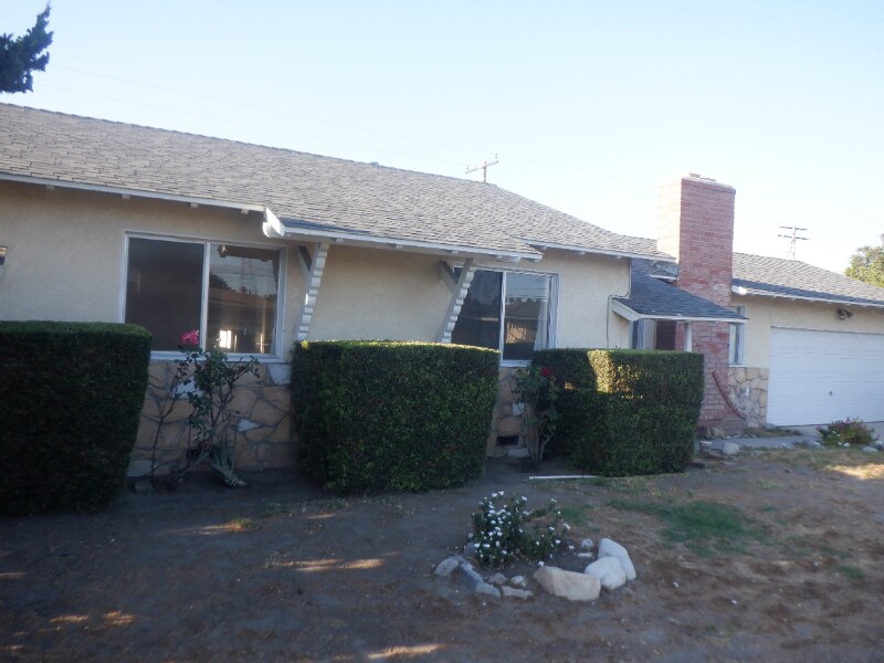 Foto principal - 8853 Stardust Ln