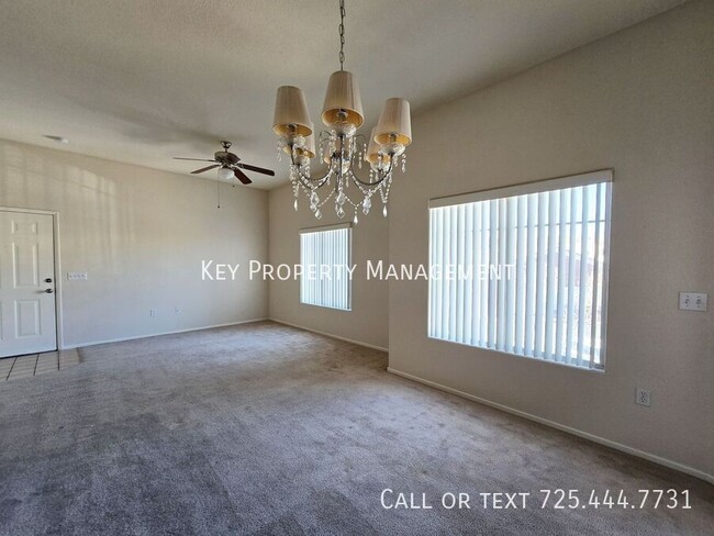 Building Photo - 2 BEDROOM 2 BATH CONDO IN THE NORTHWEST