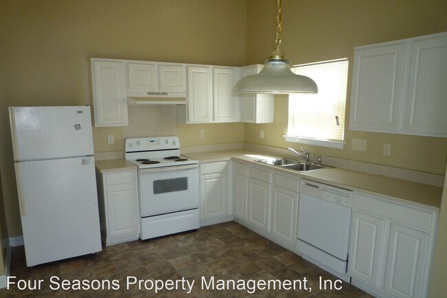 Building Photo - 3 br, 2 bath House - 4421 Looking Glass Lane