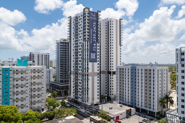 Building Photo - Magnus Brickell