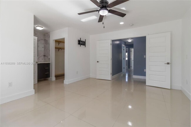 Foto del edificio - 9978 SW 152nd Terrace