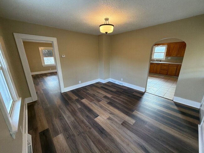 Building Photo - Two bedroom home on Weirton Heights