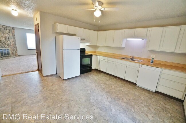 Building Photo - 2 br, 1.5 bath House - 1238 Northcliff Avenue