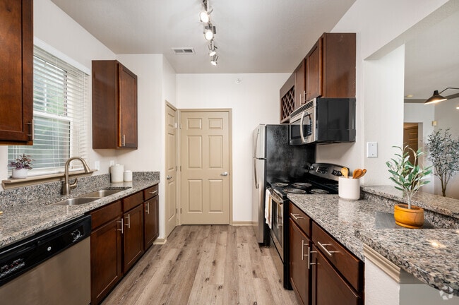 Interior Photo - River Ridge Apartments