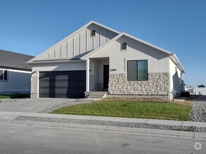 Building Photo - 2284 E Weeping Willow Way