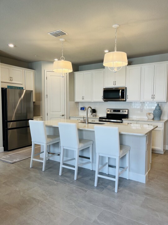 Building Photo - 12365 Asana Ct