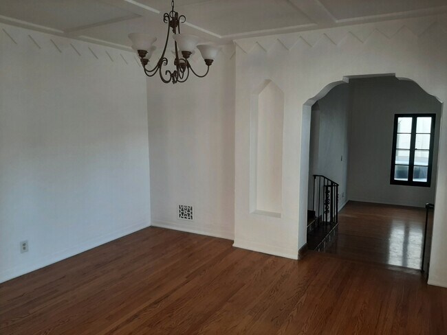 Foto del edificio - 1202 S Bedford St